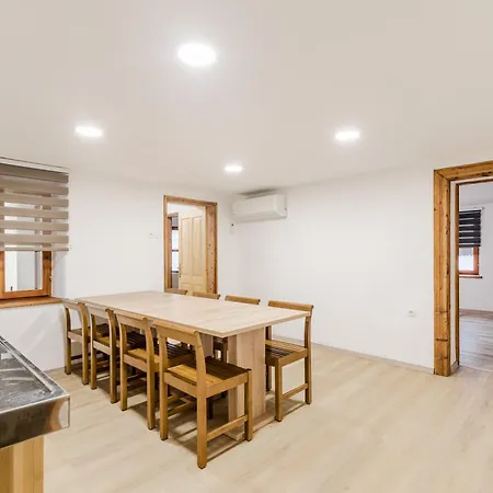 Pr'lukcevih With 4 Bedrooms & Indoor Sauna *