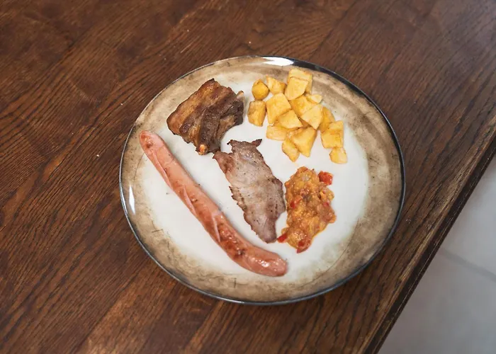 Pr'lukcevih With 4 Bedrooms & Indoor Sauna Holiday home *