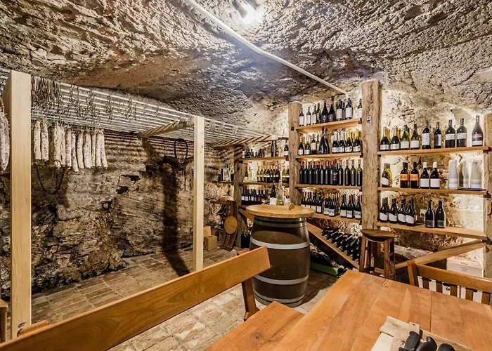 Pr'lukcevih With 4 Bedrooms & Indoor Sauna Kanal